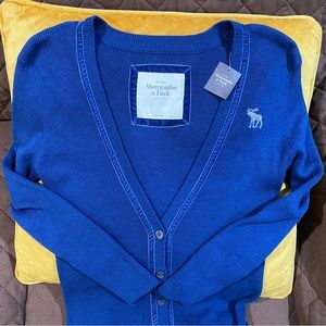 Abercrombie & Fitch Vintage Fitted Cardigan